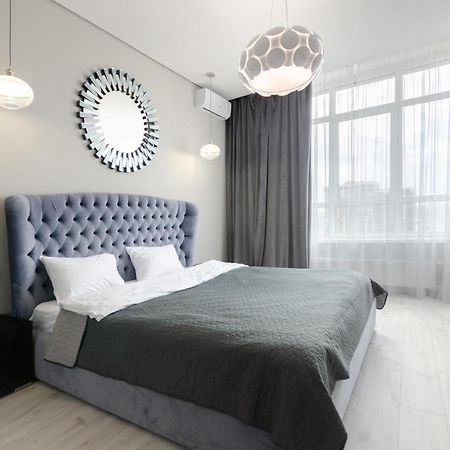 Petrovdom Apartments 267-373 In Rc Central Park, 7 John Mccain Street Kyiv Exterior photo
