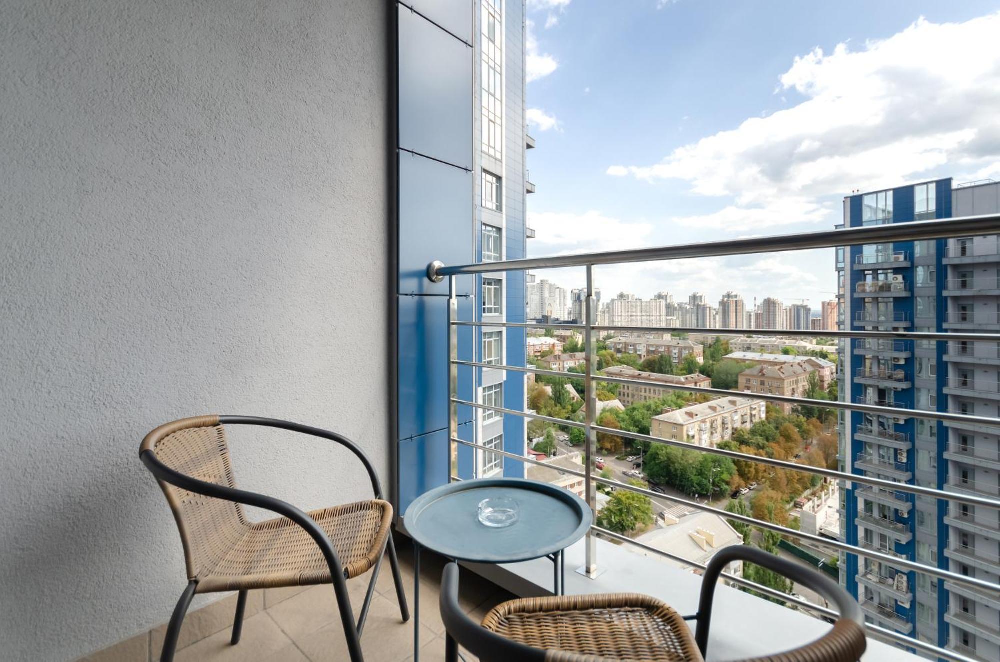 Petrovdom Apartments 267-373 In Rc Central Park, 7 John Mccain Street Kyiv Exterior photo